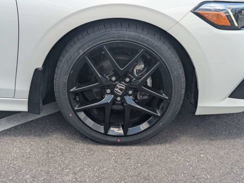 Used 2024 Honda Civic Sport image 11