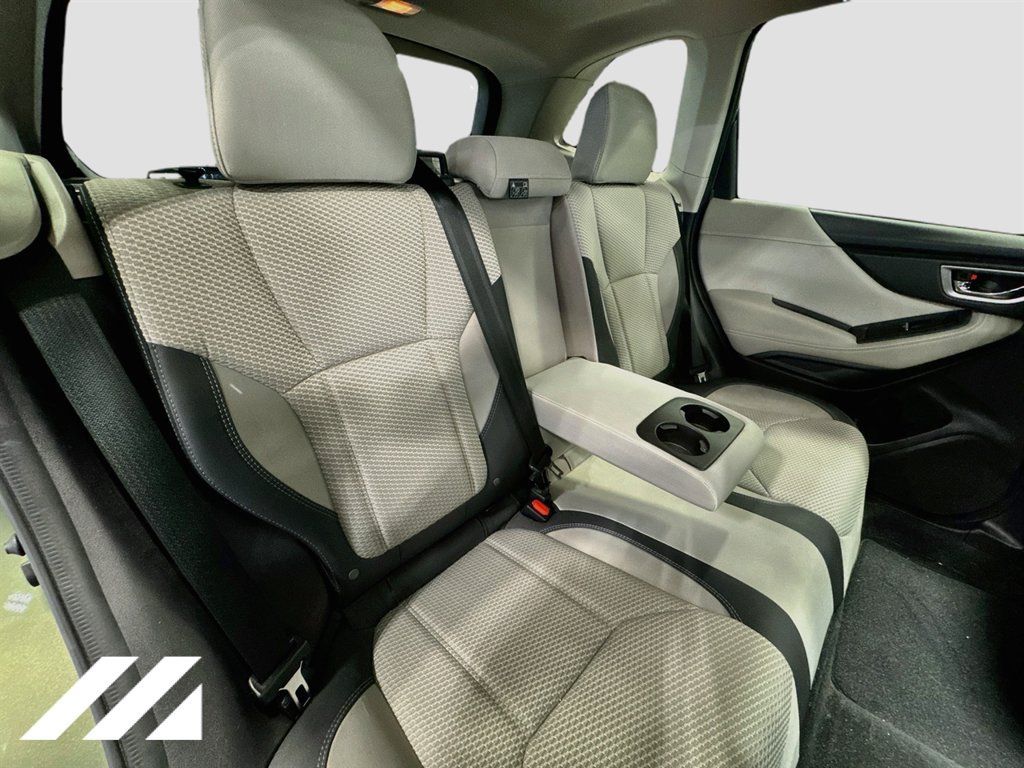 Used 2020 Subaru Forester Premium AWD/4WD image 30