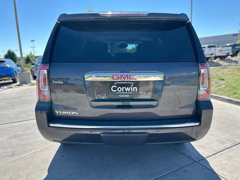 Used 2017 GMC Yukon Denali w/ Open Road Package AWD/4WD image 8