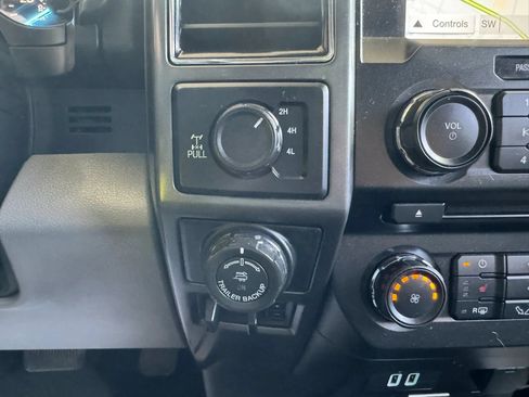 Used 2018 Ford F150 XLT w/ Equipment Group 302A Luxury AWD/4WD image 22