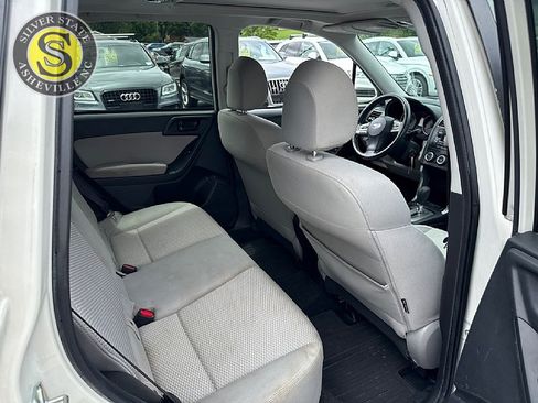 Used 2015 Subaru Forester 2.5i Premium w/ All-Weather Package AWD/4WD image 14