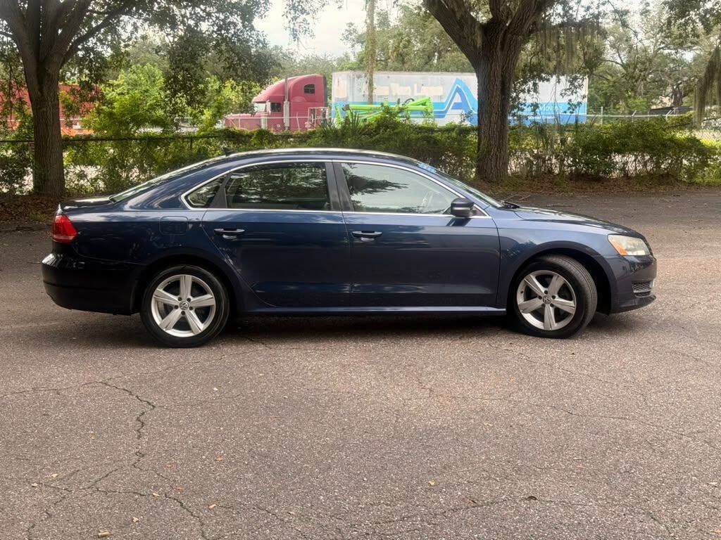 Used 2013 Volkswagen Passat 2.5 SE FWD image 4