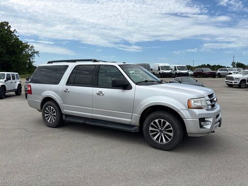 Used 2016 Ford Expedition EL XLT w/ Equipment Group 202A AWD/4WD image 1