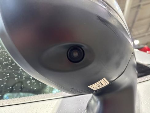 New 2025 Nissan Pathfinder SL image 18