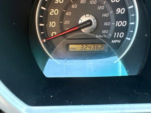 Used 2004 Toyota 4Runner Limited AWD/4WD image 27