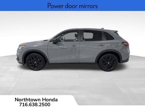 Used 2023 Honda HR-V Sport image 7