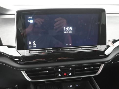 Used 2026 Volkswagen Atlas Cross Sport SE AWD/4WD image 26