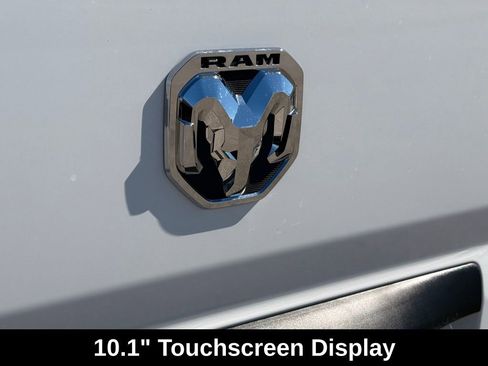 New 2026 RAM ProMaster 3500 w/ Premium Convenience Group image 28