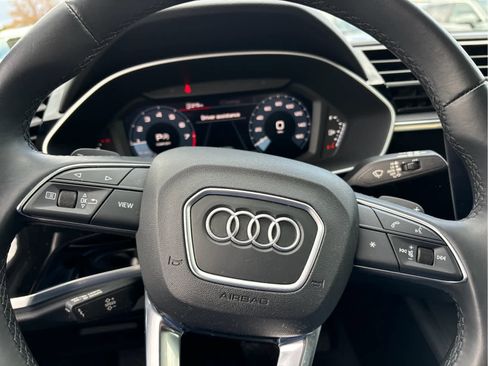 Used 2021 Audi Q3 2.0T Premium image 13