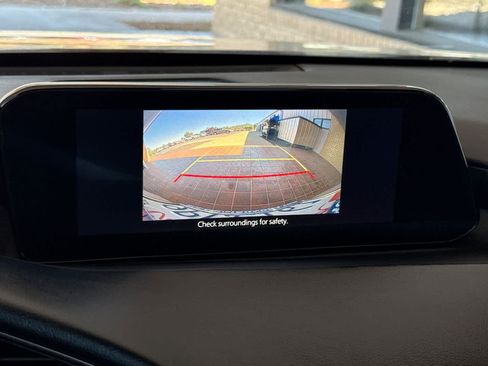 Used 2024 MAZDA MAZDA3 s FWD image 19