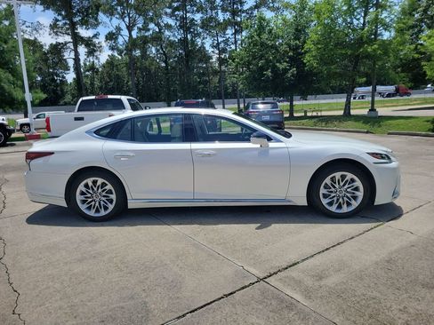 Used 2018 Lexus LS 500 w/ Interior Upgrade Package RWD image 8