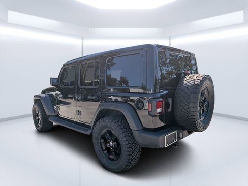 Used 2021 Jeep Wrangler Unlimited Sport w/ Sun And Sound Package AWD/4WD image 5