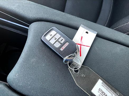 Used 2018 Honda Civic EX-T image 10