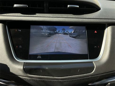 Certified 2023 Cadillac XT6 Luxury image 24