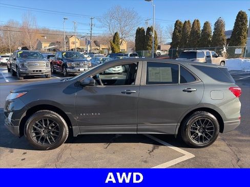 Used 2020 Chevrolet Equinox LS w/ LS Convenience Package image 4