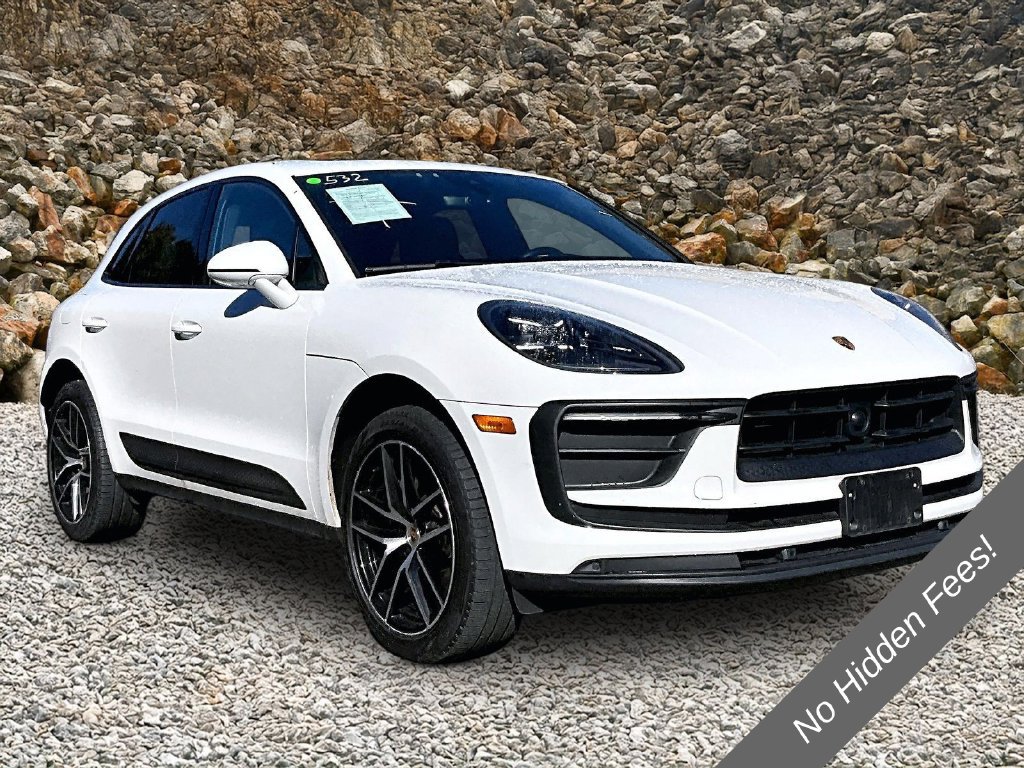 Used 2023 Porsche Macan Turbo AWD/4WD image 9
