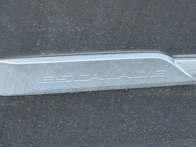 Used 2020 Cadillac Escalade ESV Luxury AWD/4WD image 15