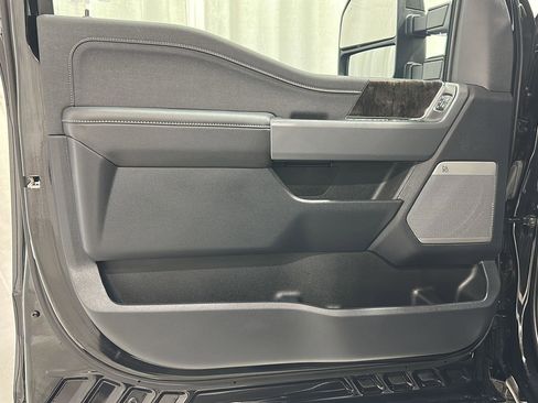 Used 2024 Ford F350 Lariat w/ Lariat Ultimate Package image 23