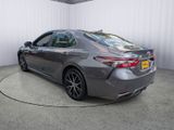 Used 2023 Toyota Camry SE image 5