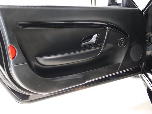 Used 2014 Maserati GranTurismo MC RWD image 35