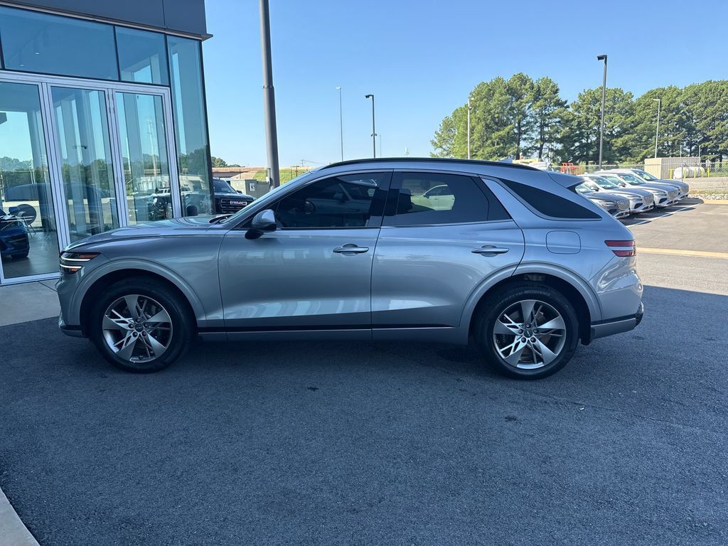 Used 2023 Genesis GV70 3.5T Sport AWD/4WD image 7