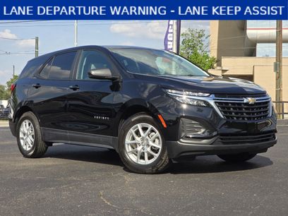 Used 2023 Chevrolet Equinox LS w/ LS Convenience Package