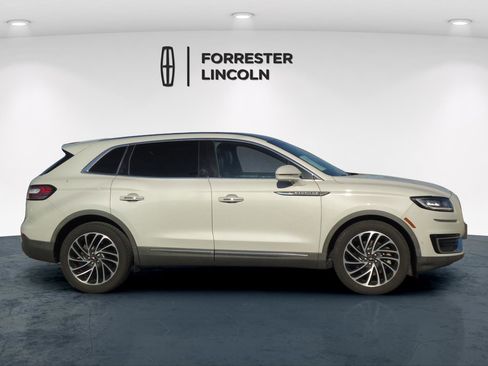 Used 2019 Lincoln Nautilus Reserve image 2