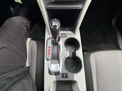 Used 2017 GMC Terrain SLE image 16