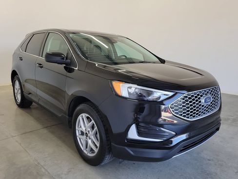 Used 2024 Ford Edge SEL AWD/4WD image 4
