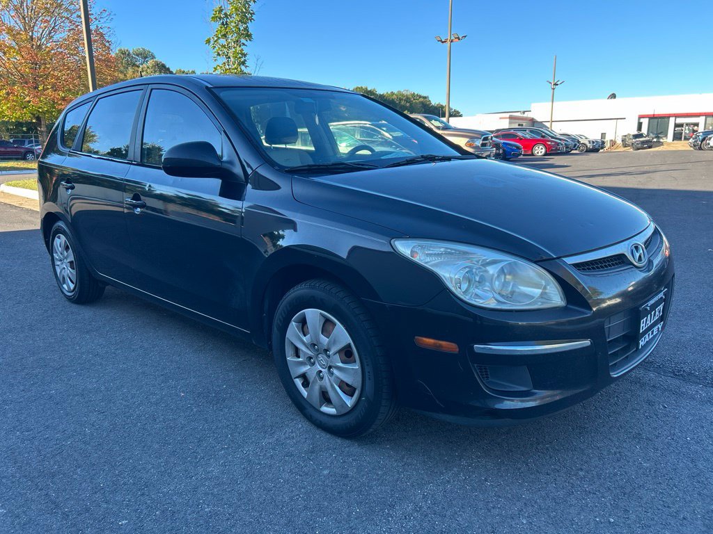 Used 2012 Hyundai Elantra GLS FWD image 1