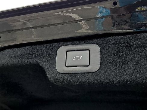 Used 2022 Lexus LS 500 image 33