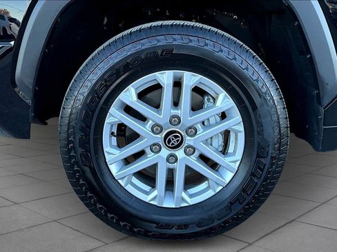 Used 2022 Toyota Tundra SR5 image 10