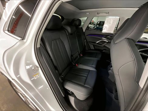 Certified 2025 Audi Q5 Prestige AWD/4WD image 28