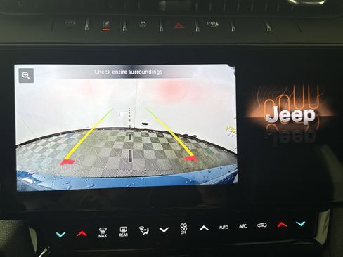 New 2026 Jeep Grand Cherokee L Limited w/ Limited Altitude Package AWD/4WD image 23