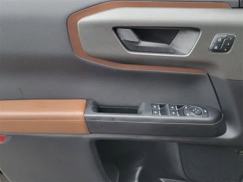 Used 2025 Ford Bronco Sport Outer Banks w/ Outer Banks Tech Package+ image 18