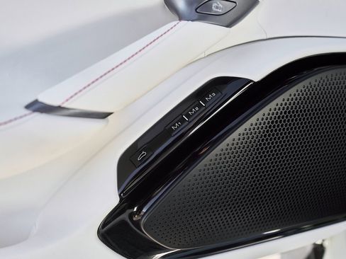 Used 2022 Ferrari Roma Base image 34