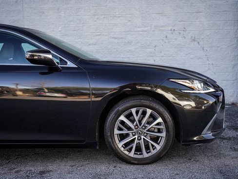 Used 2023 Lexus ES 350 image 13