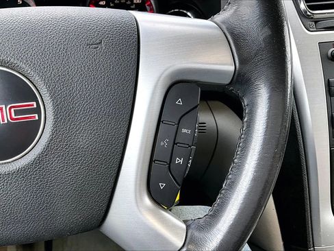 Used 2008 GMC Acadia SLT w/ Convenience Package FWD image 12