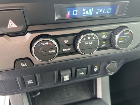 Used 2021 Toyota Tacoma TRD Sport RWD image 24