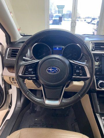 Used 2019 Subaru Outback 2.5i Limited AWD/4WD image 21