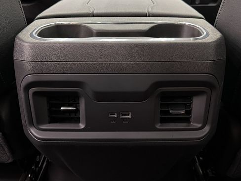 Used 2026 Chevrolet Silverado 1500 LT Trail Boss w/ Convenience Package II AWD/4WD image 38