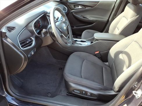 Used 2022 Chevrolet Malibu LT image 14