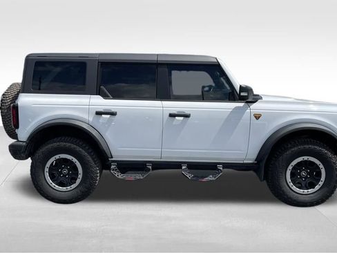 Used 2024 Ford Bronco Badlands AWD/4WD image 5