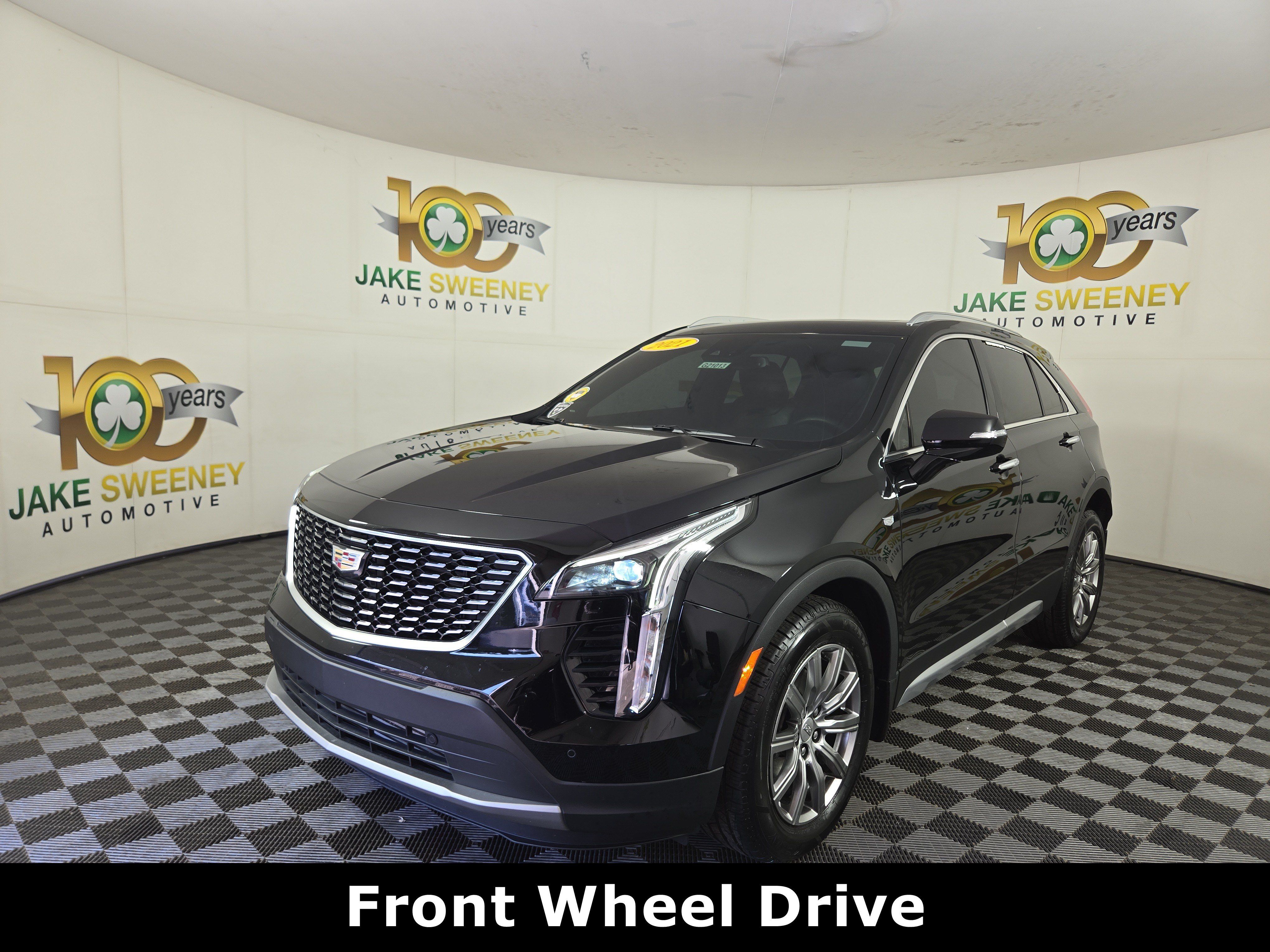 Certified 2021 Cadillac XT4 Premium Luxury w/ Cold Weather Package FWD image 3