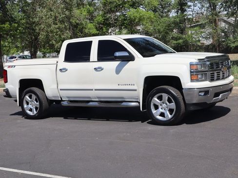 Used 2014 Chevrolet Silverado 1500 LTZ Z71 w/ LTZ Plus Package AWD/4WD image 2