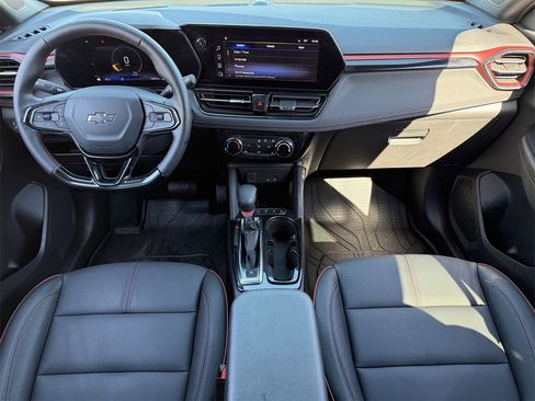 Used 2025 Chevrolet TrailBlazer RS w/ Driver Confidence Package image 11