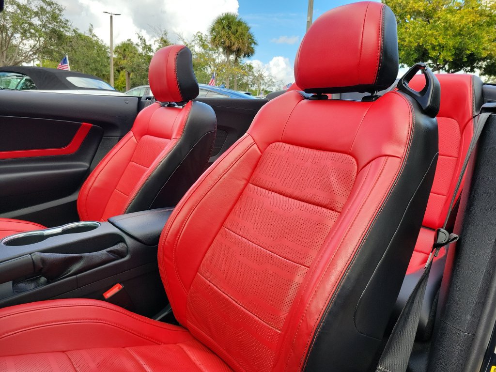 Used 2021 Ford Mustang GT Premium w/ Equipment Group 401A RWD image 18