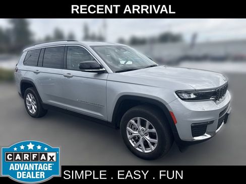 Used 2022 Jeep Grand Cherokee L Limited AWD/4WD image 1
