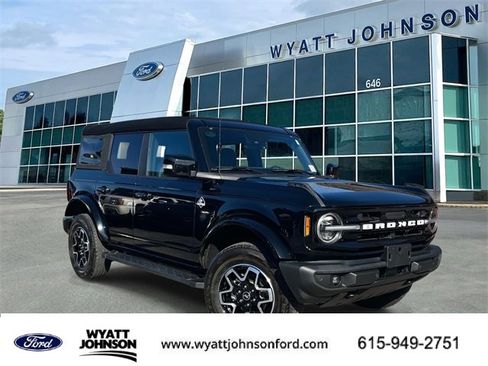 Used 2023 Ford Bronco Outer Banks image 1