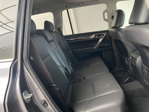 Used 2018 Lexus GX 460 Premium w/ Navigation Package image 12